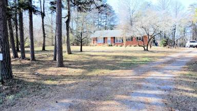 Main picture of 493 Redland Rd