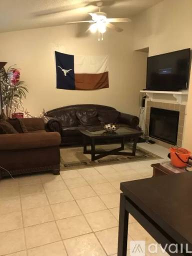 Main picture of 2706 Salado St
