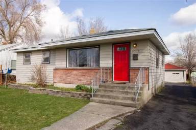 Main picture of 2309 E Rockwell Ave