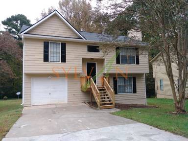 Main picture of 2212 Lowtrail Ct