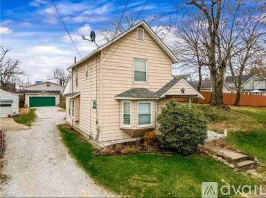 Main picture of 26 23rd St SW