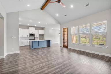Main picture of 5401 Arroyo Trl