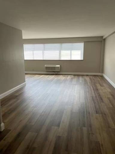 Main picture of The Town House