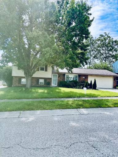 Main picture of 5876 Coachmont Dr
