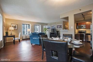 Main picture of 645 N McClurg Ct