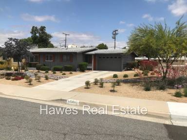 Main picture of 26482 Cherry Hills Blvd