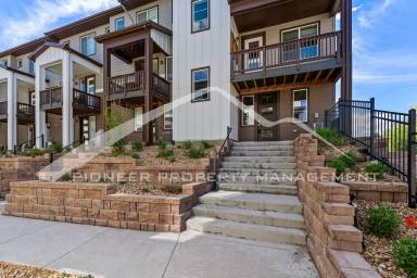 Main picture of 1336 Independence St