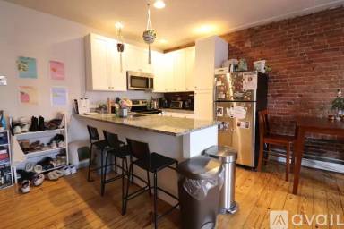 Main picture of 610 Columbus Ave