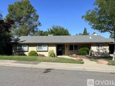 Main picture of 8261 Crossoak Way