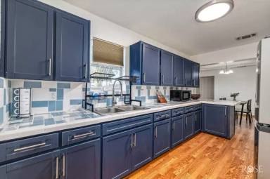Main picture of 2308 North St