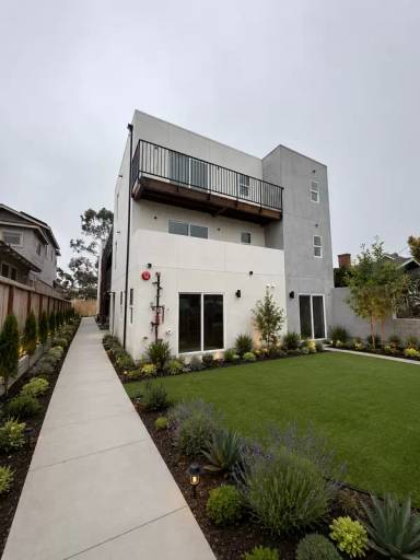 Main picture of 1259 Lincoln Ave