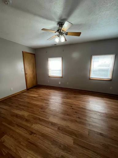 Main picture of 1022 N Oak St