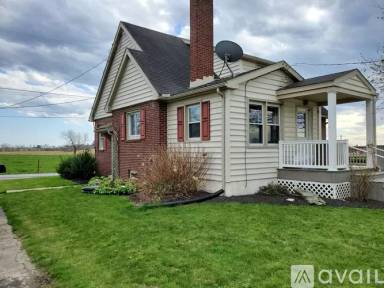 Main picture of 151 Lowry Rd