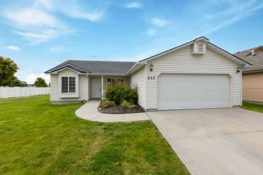 Main picture of 833 E Ronel Ave
