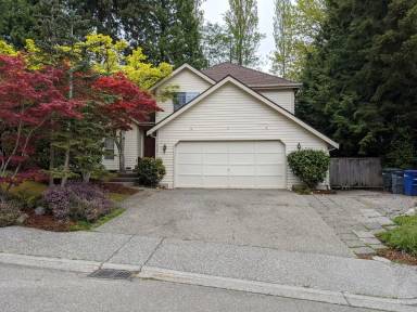 Main picture of 2521 241st St SE