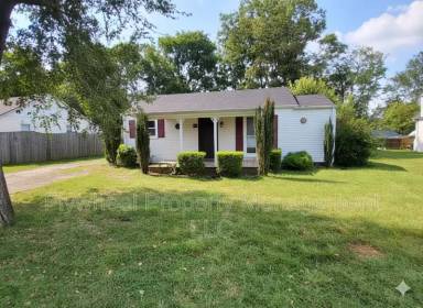 Main picture of 81 Elberta St