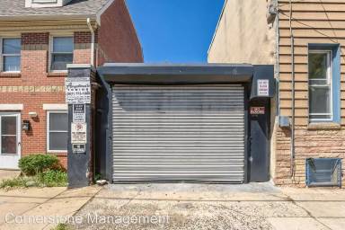 Main picture of 2832 N Franklin St
