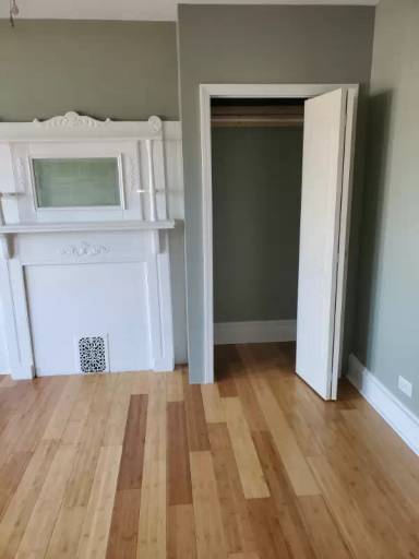 Main picture of 5142 Sansom St