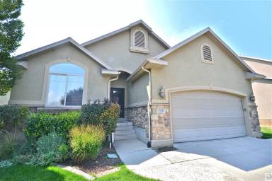 Main picture of 2257 N 2400 W