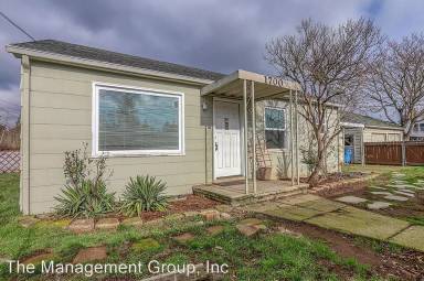 Main picture of 1700 E 33rd St
