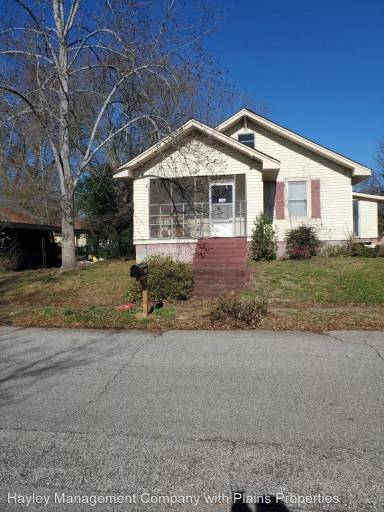 Main picture of 2502 2nd Ave