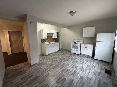 Main picture of 1 Lund St