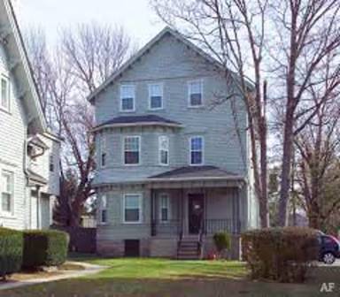 Main picture of 121 Winter St