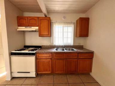 Main picture of 3511 Chicago Ave