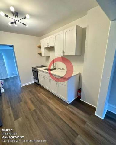 Main picture of 820 Deharts Ct