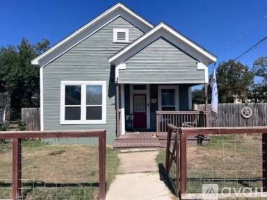 Main picture of 1003 W Elsmere Pl