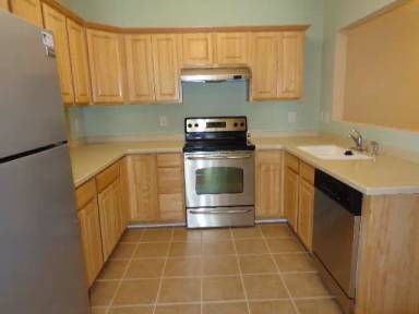 Main picture of 144 N Hines St