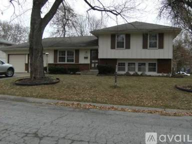 Main picture of 6200 E 120th Ter