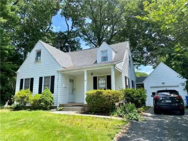 Main picture of 45 Delsole Rd