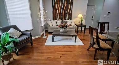 Main picture of 4040 S Calumet Ave