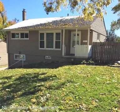 Main picture of 513 E 5th St