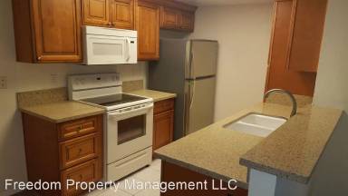 Main picture of River Oaks Apartments
