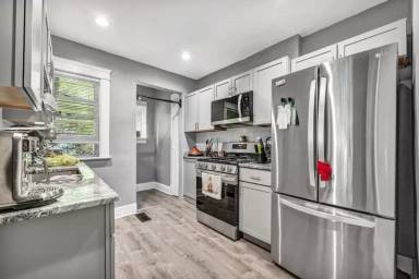 Main picture of 1917 Forestview Dr