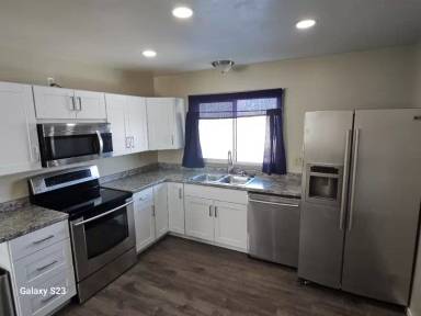 Main picture of 370 Shoshone Ave