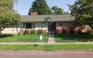 Main picture of 40 S Clinton St