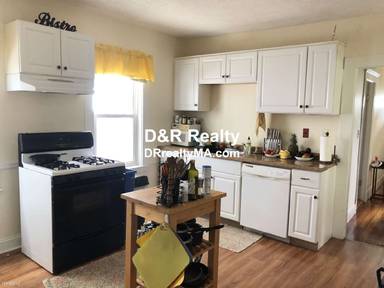 Main picture of 115 Yorktown St