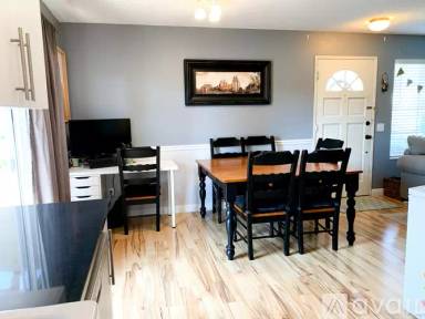 Main picture of 16 Columbia