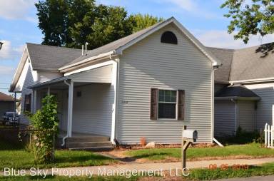 Main picture of 1312 W 11th St