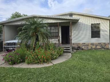 Main picture of 325 Elvira St