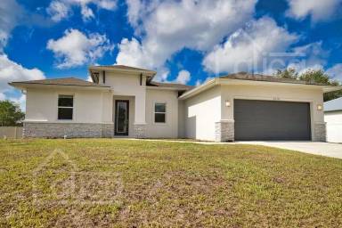 Main picture of 3539 Donahue Ave