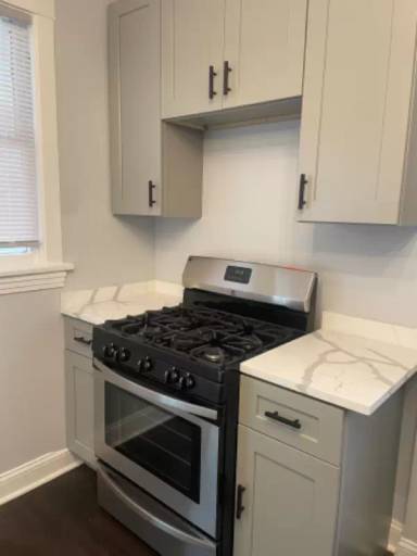 Main picture of 3406 N Tripp Ave