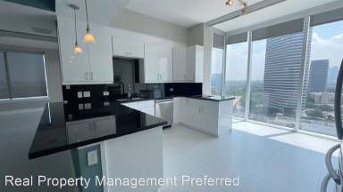 Main picture of The Royalton at River Oaks