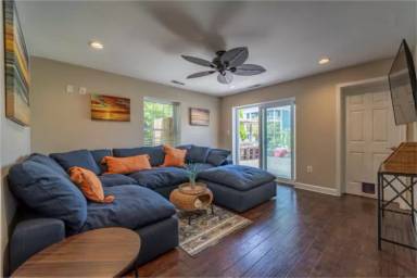 Main picture of 10428 Exeter Rd