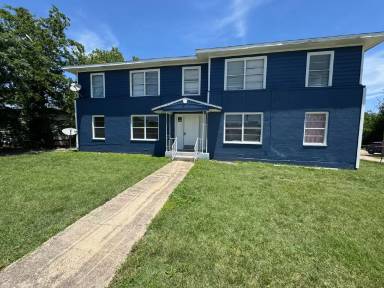 Main picture of 907 1-4 Sissom Rd