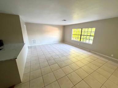 Main picture of 2504 Avenue O NW