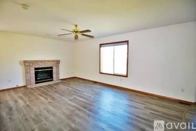 Main picture of 244 Brookwood Loop